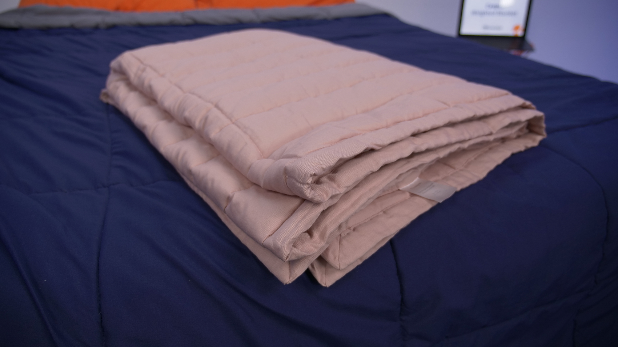 Go to Casper Weighted Blanket Review
